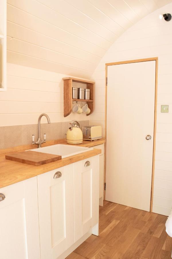 Orchard Farm Luxury Glamping And Campsite Γκλάστονμπερι Εξωτερικό φωτογραφία
