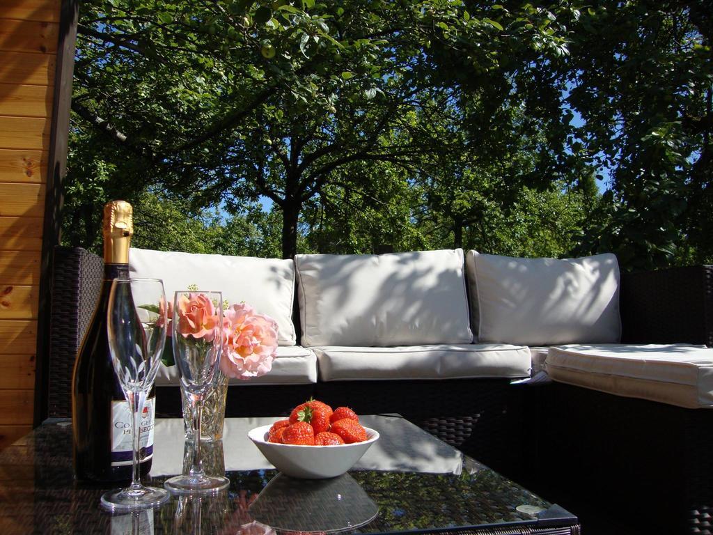 Orchard Farm Luxury Glamping And Campsite Γκλάστονμπερι Εξωτερικό φωτογραφία